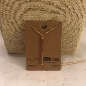 Chelsea Sheik NYC- vertical bar necklace gold